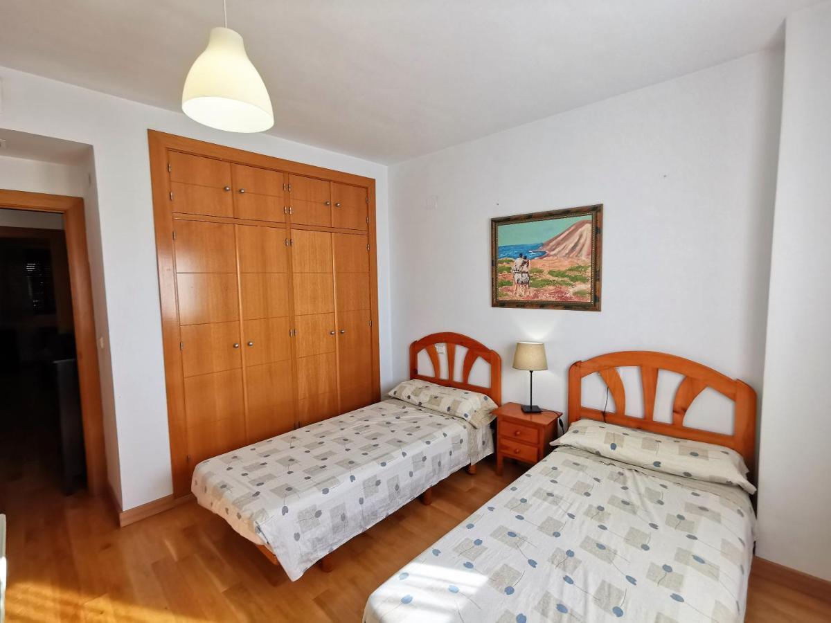 Piso Centro De Granada Junto Al Metro Apartment ภายนอก รูปภาพ
