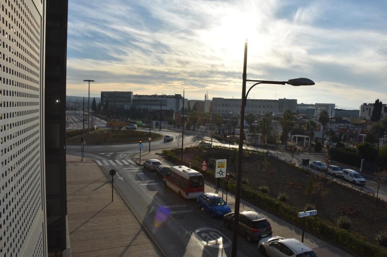 Piso Centro De Granada Junto Al Metro Apartment ภายนอก รูปภาพ
