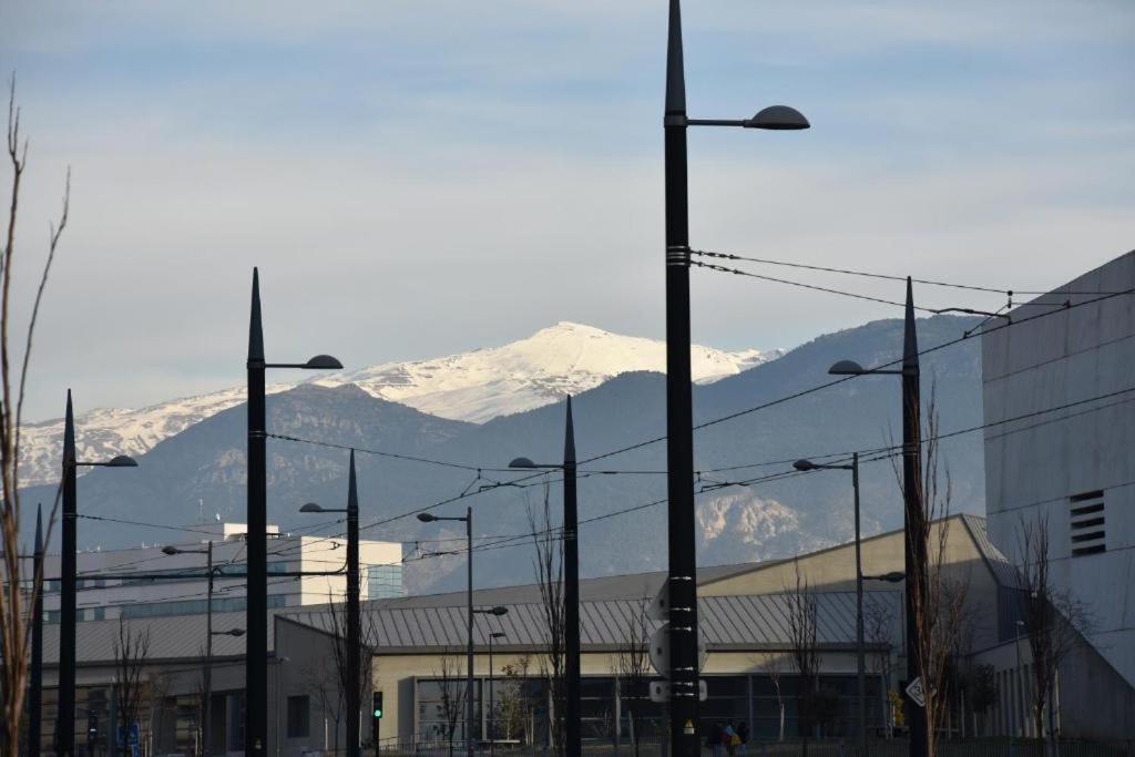 Piso Centro De Granada Junto Al Metro Apartment ภายนอก รูปภาพ